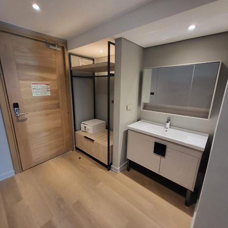 Infinity Tower Suites Makati City Eksteriør bilde