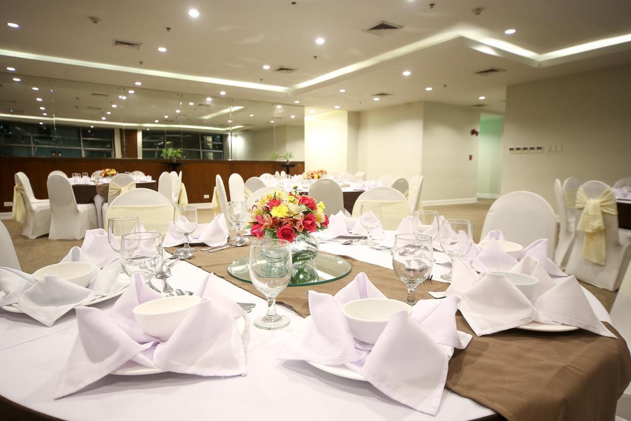 Infinity Tower Suites Makati City Eksteriør bilde