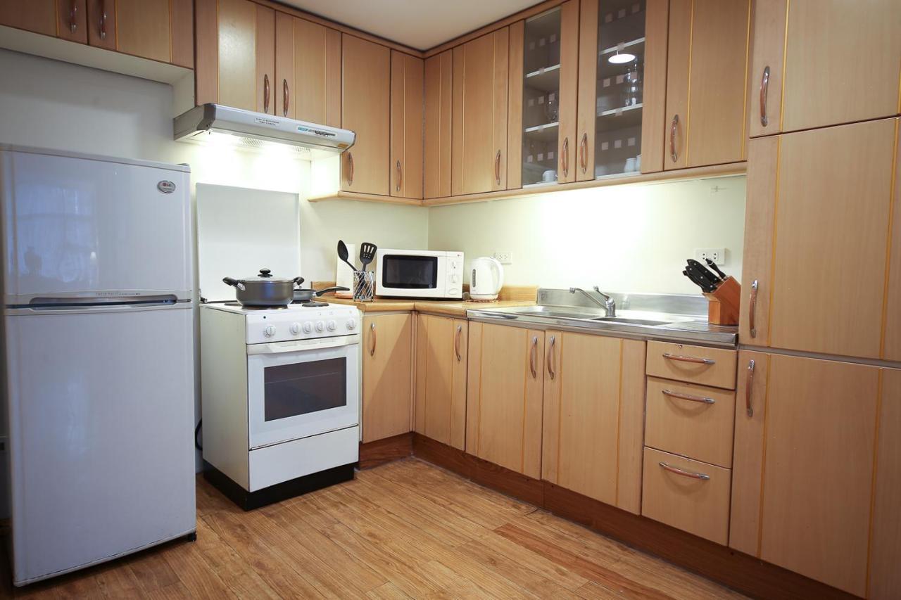 Infinity Tower Suites Makati City Eksteriør bilde